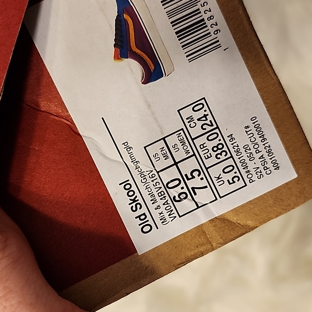 Old Skool Vans - image 5